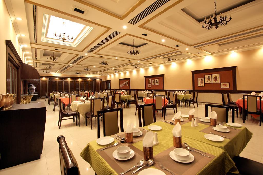 Taj Mahal Hotel Abids Hyderabad Exterior foto