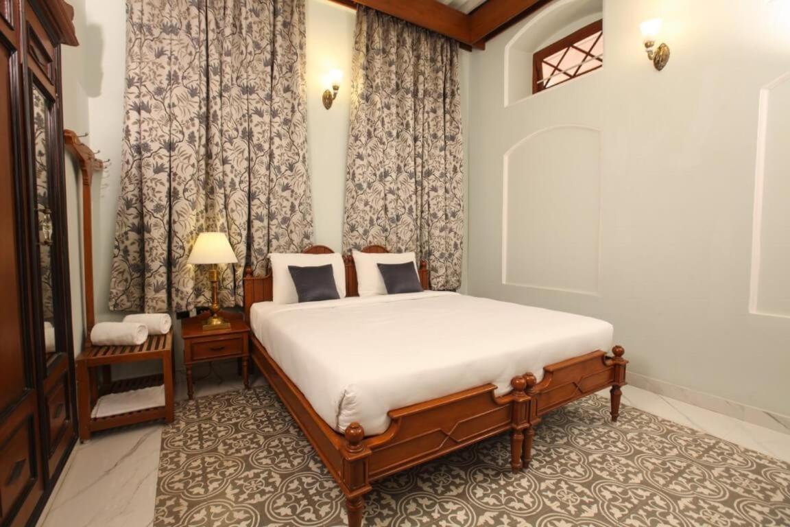 Taj Mahal Hotel Abids Hyderabad Exterior foto